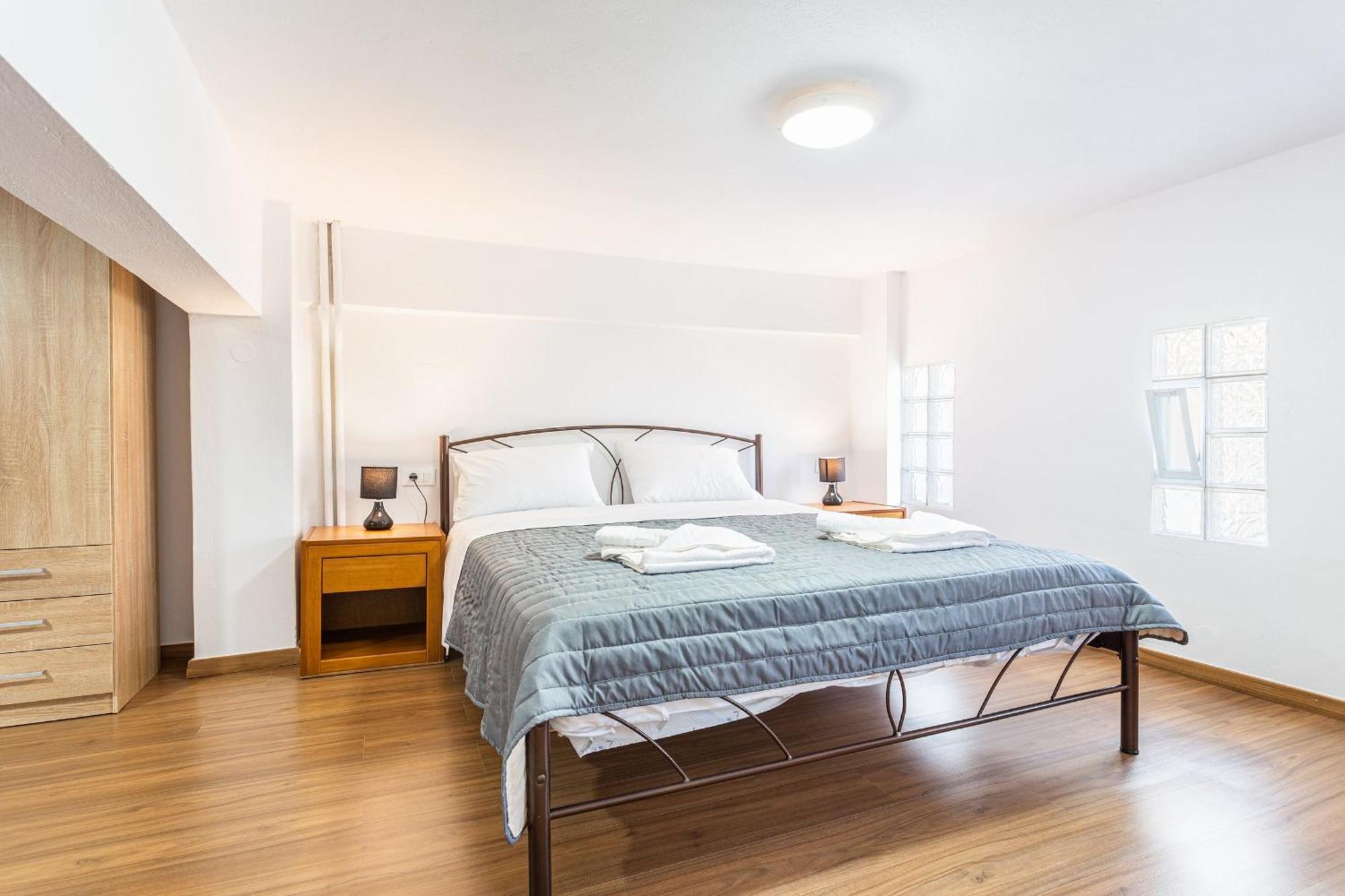 Neva'S Apartment'S In Center Chania 1 2 Экстерьер фото
